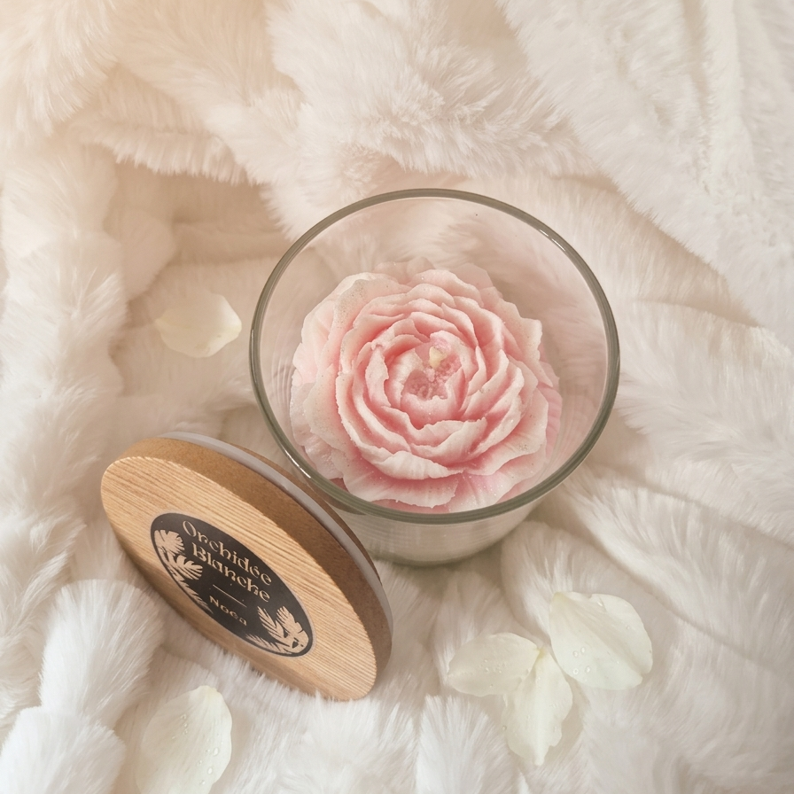Bougie parfumée à l'orchidée blanche à base de cire 100% végétale, fabriqué en Bretagne 