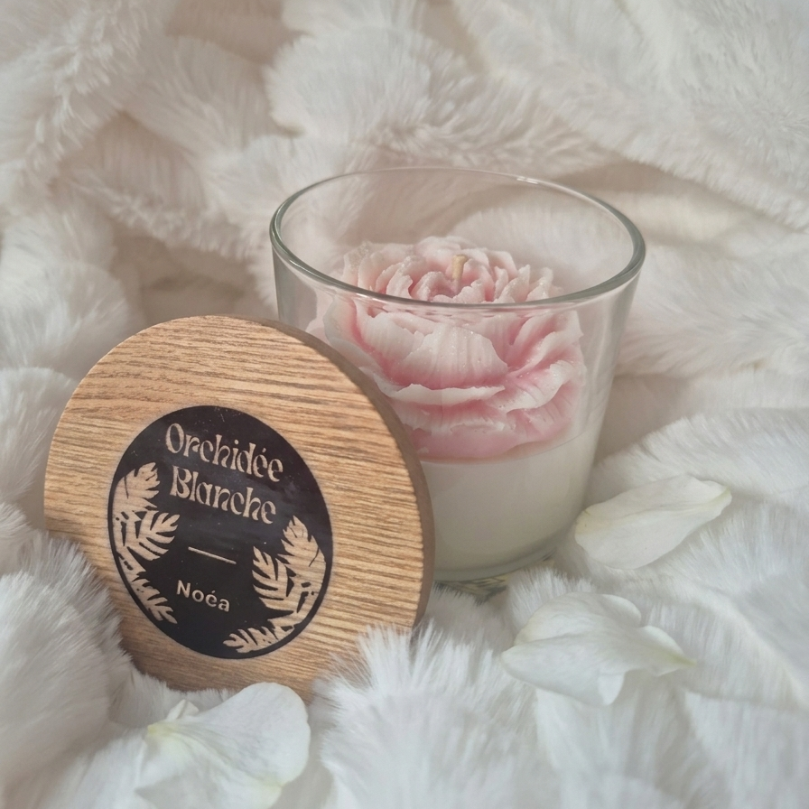 Bougie parfumée à l'orchidée blanche à base de cire 100% végétale, fabriqué en Bretagne 